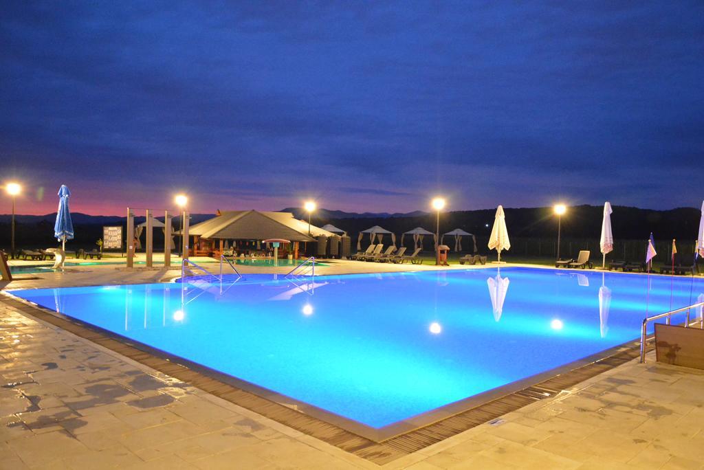 Pension La Taticu Sacalaseni Exterior photo