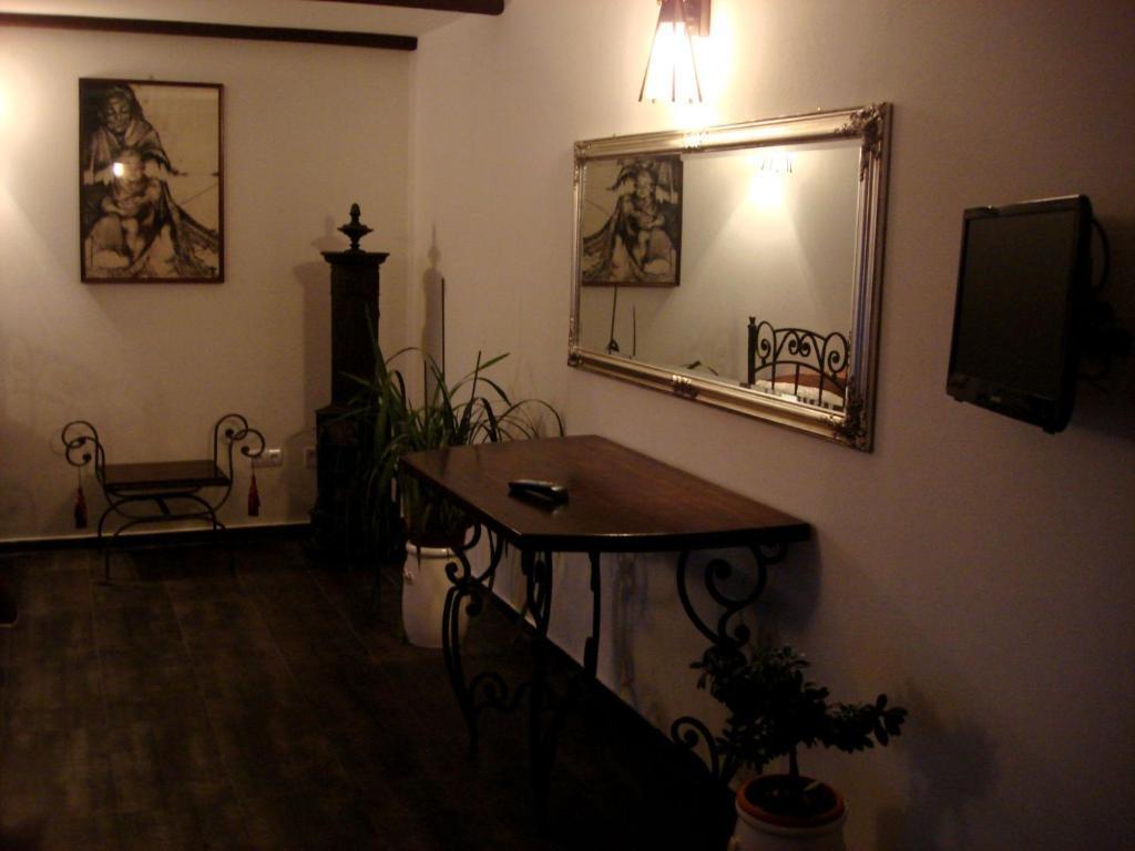 Pension La Taticu Sacalaseni Room photo